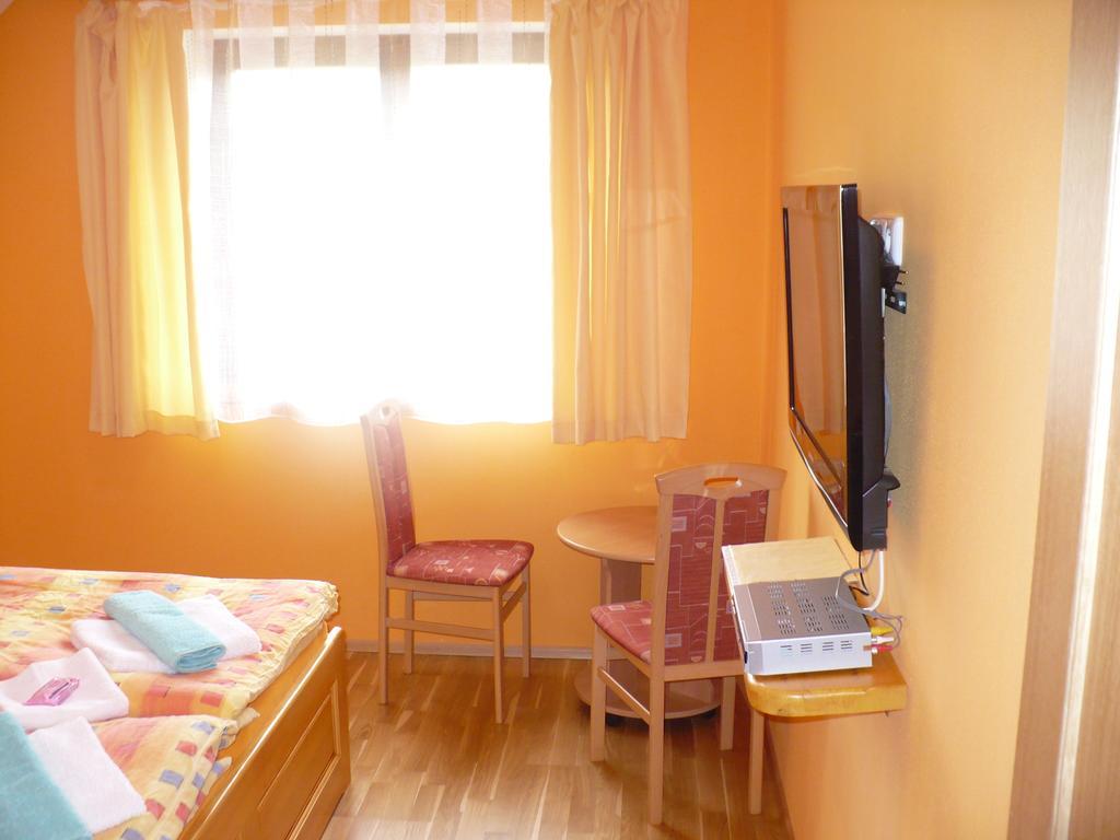 Wellness Chata Kastanek Квилда Номер фото